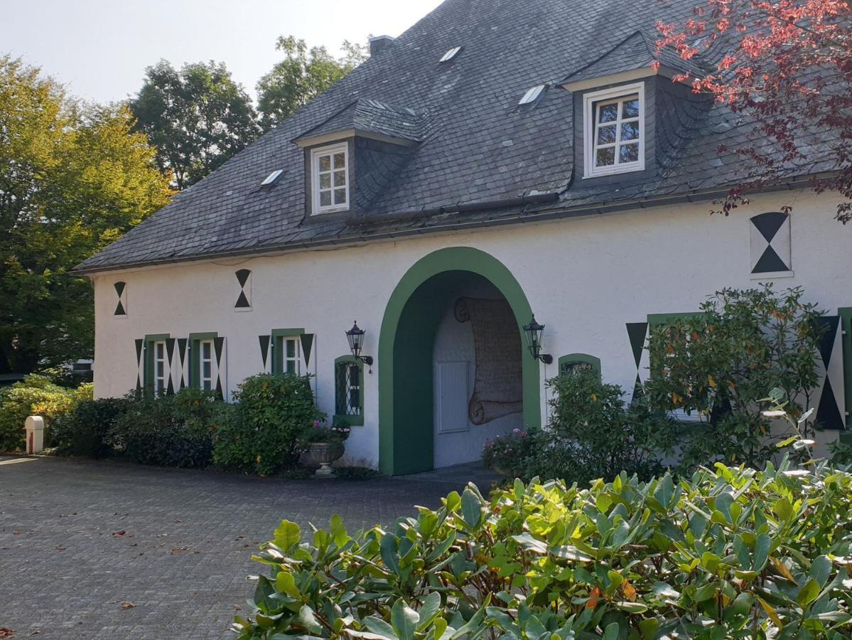 Das Torhaus im Schloss Schellenstein Olsberg Exterior foto